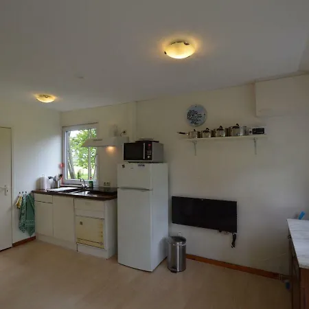 Cozy Holiday Home In Moergestel With Garden Holiday home *