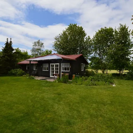 Cozy Holiday In With Garden Vakantiehuis *